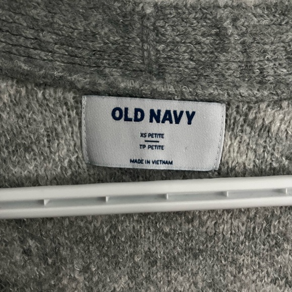 Cozy Leopard-Print V-Neck Cardigan Sweater - Picture 5 of 6